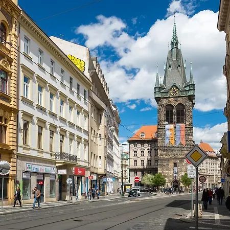 Jindrisska 25 Апартаменты